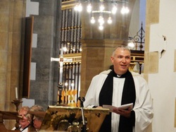 Simon Ward induct 02 BP